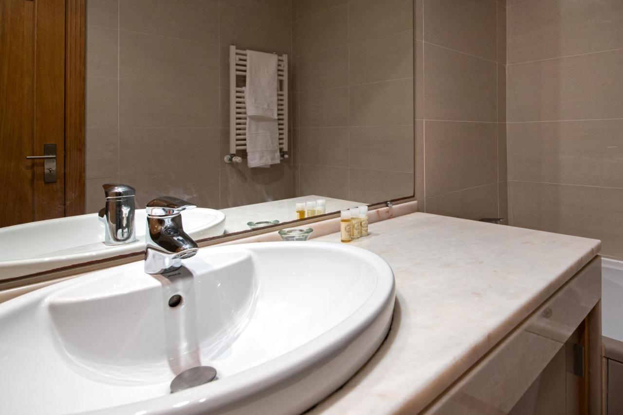 Bafureira Cascais Apartment; Condominio Privado Com Piscina Parede Luaran gambar